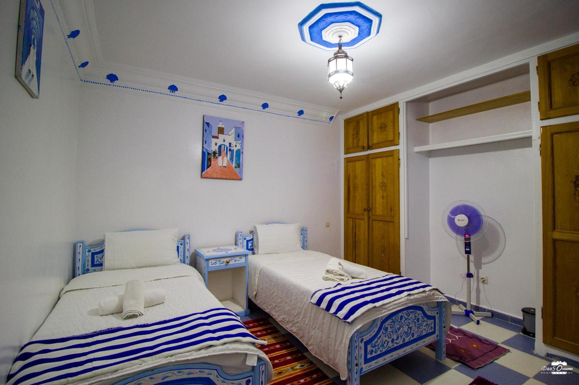 Casa Voyager 'Secret Garden Terrace' Apartment เชฟชาอูน ภายนอก รูปภาพ