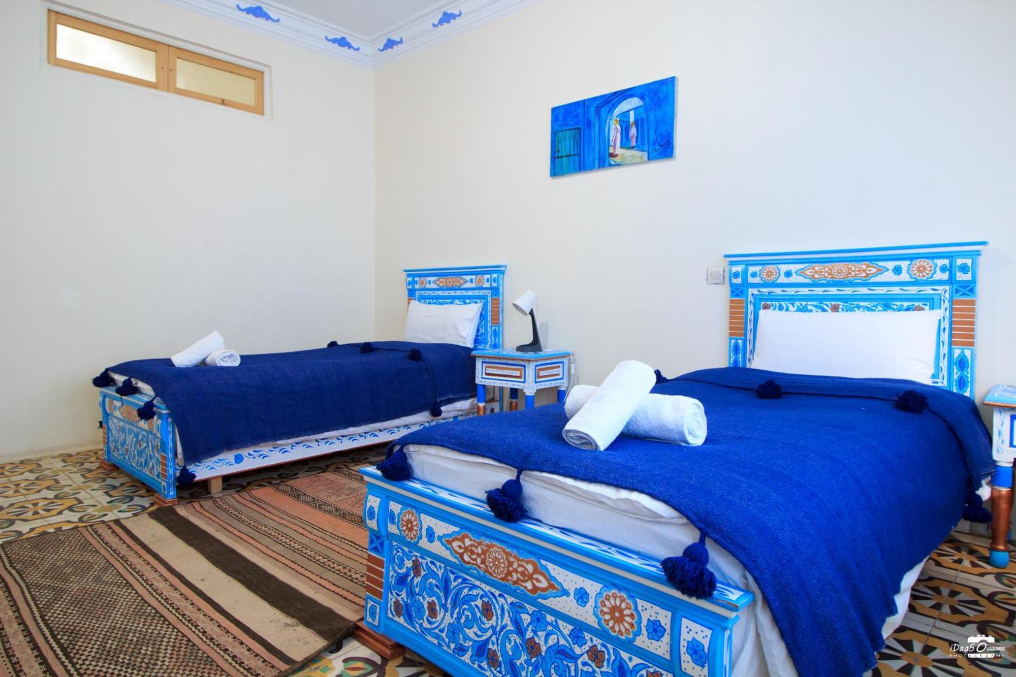 Casa Voyager 'Secret Garden Terrace' Apartment เชฟชาอูน ภายนอก รูปภาพ