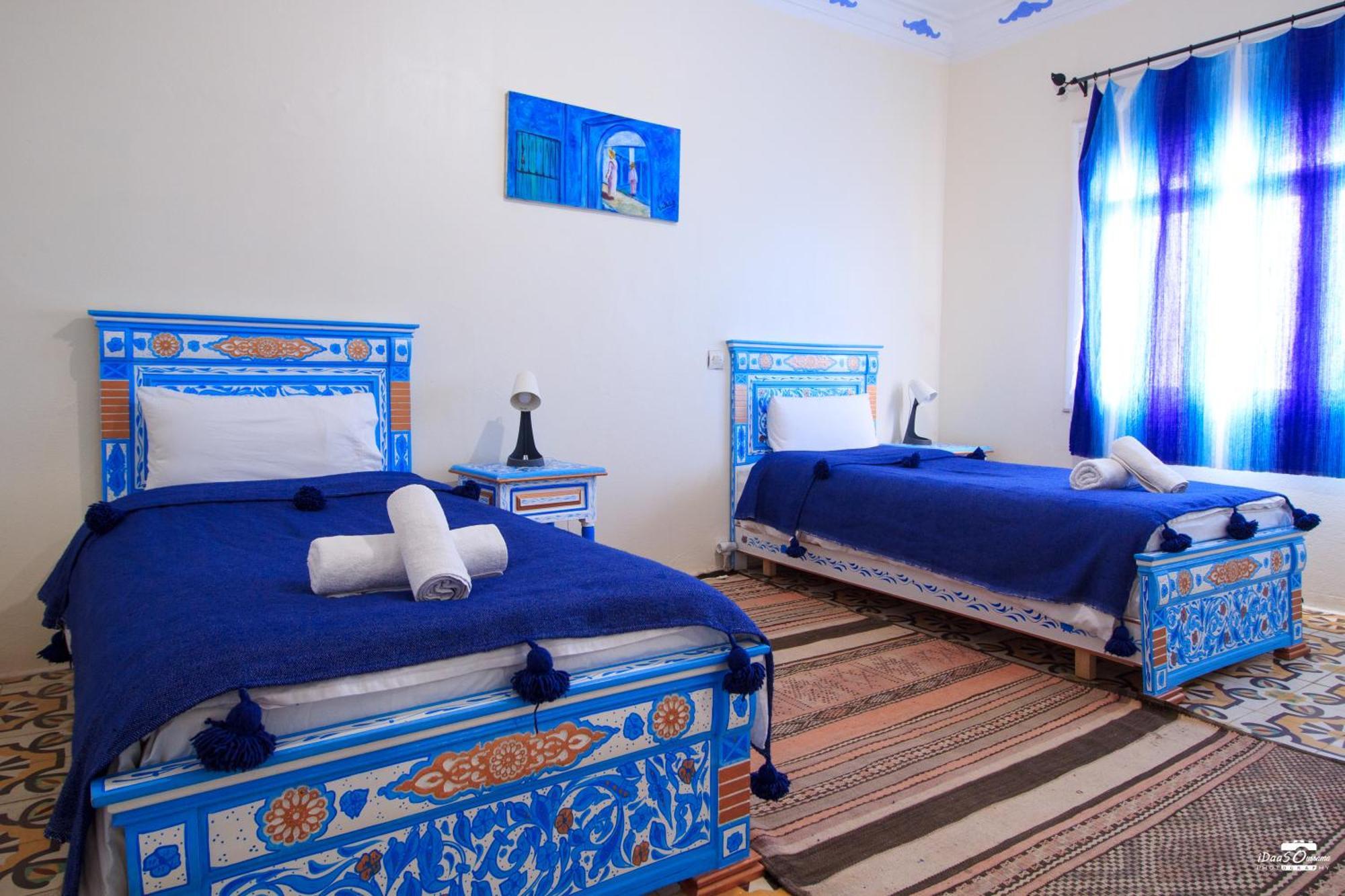 Casa Voyager 'Secret Garden Terrace' Apartment เชฟชาอูน ภายนอก รูปภาพ
